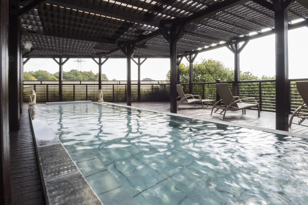 Hotel Areaone Hiroshima Wing Higashihiroshima Bagian luar foto