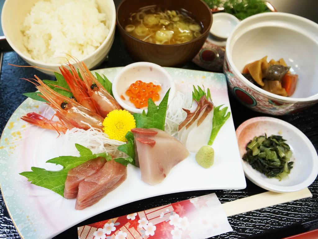 Hotel Areaone Hiroshima Wing Higashihiroshima Bagian luar foto