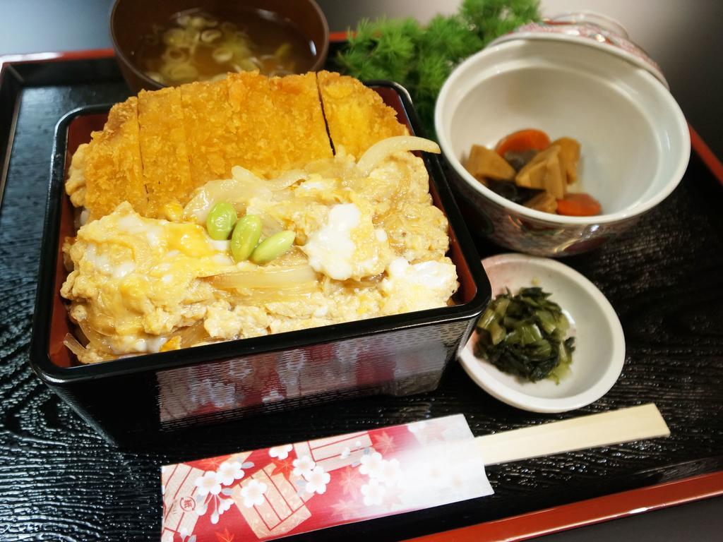 Hotel Areaone Hiroshima Wing Higashihiroshima Bagian luar foto