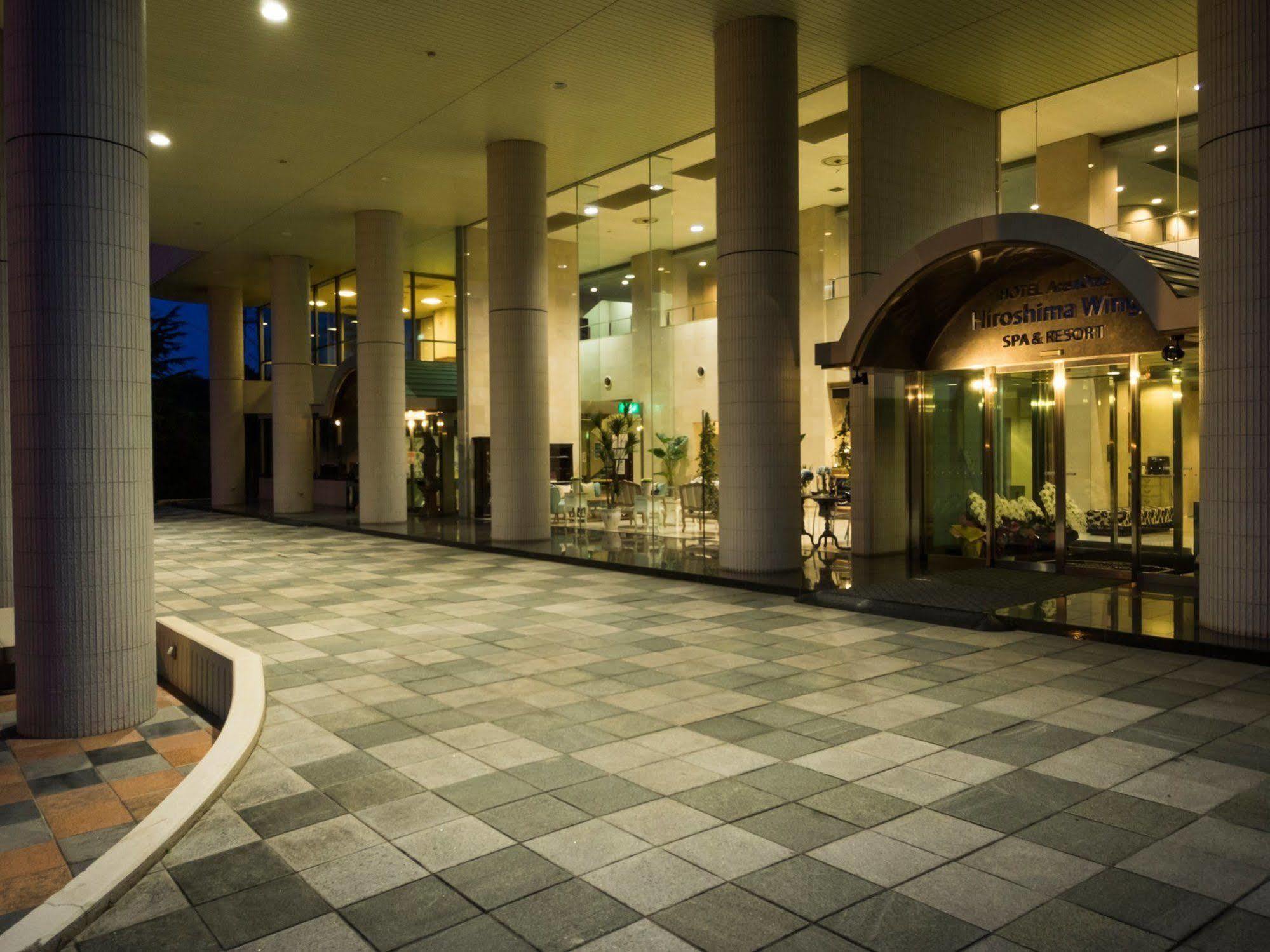 Hotel Areaone Hiroshima Wing Higashihiroshima Bagian luar foto